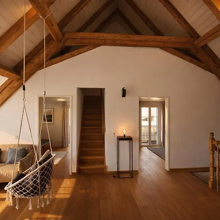 Niesen Loft * 施皮茨